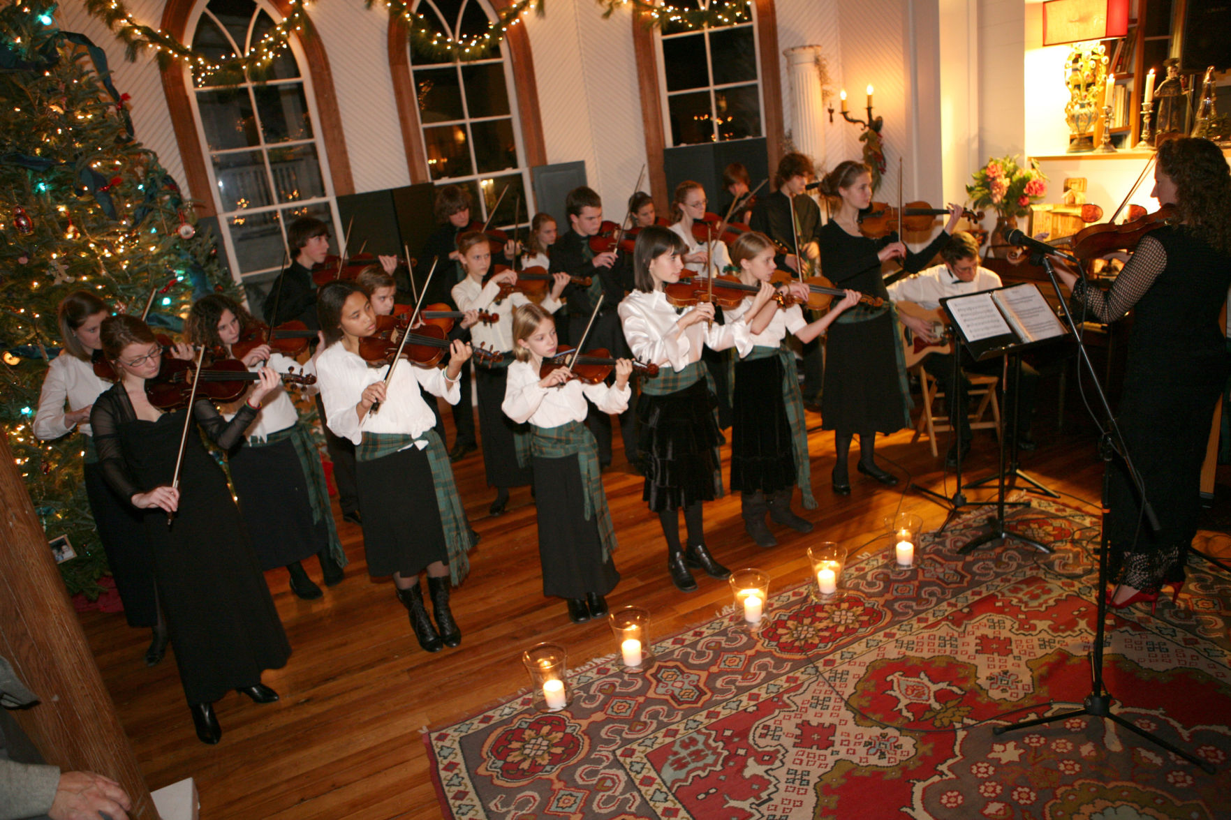 Na Fidleiri and the Taylor Festival Choir Celtic Christmas